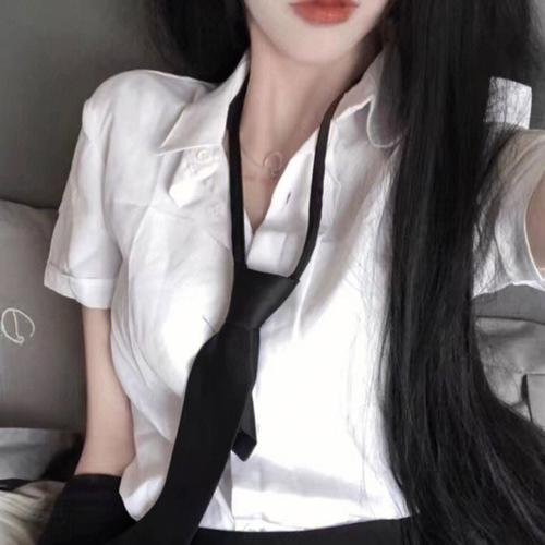 它喵的，我才不要做女一